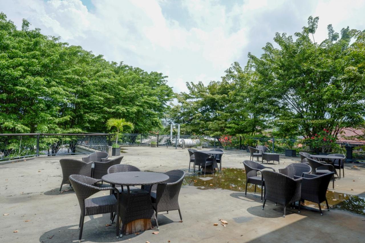 Hotel New Puri Garden Bandara Semarang Eksteriør billede
