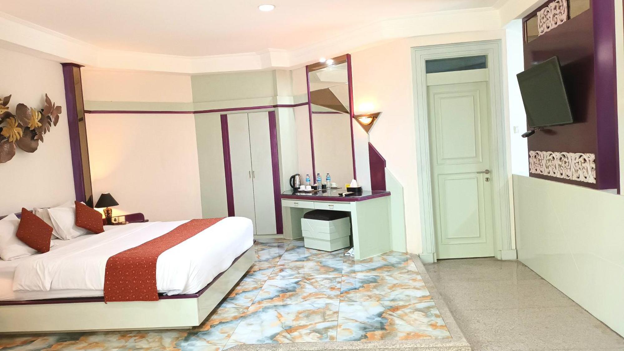 Hotel New Puri Garden Bandara Semarang Eksteriør billede