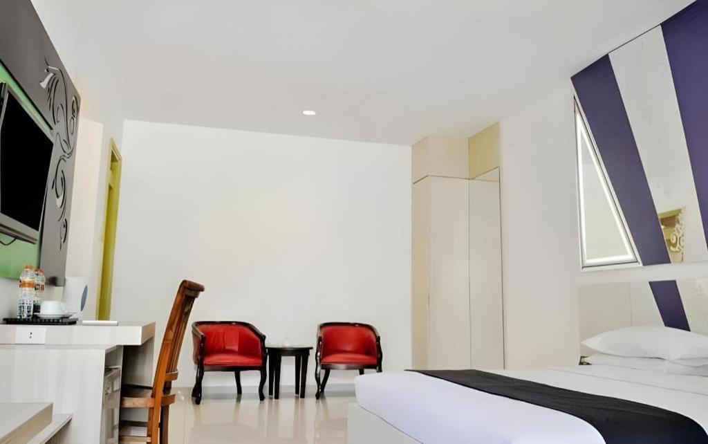 Hotel New Puri Garden Bandara Semarang Eksteriør billede