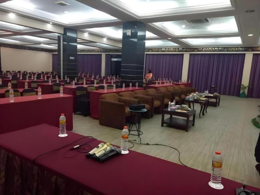 Hotel New Puri Garden Bandara Semarang Eksteriør billede